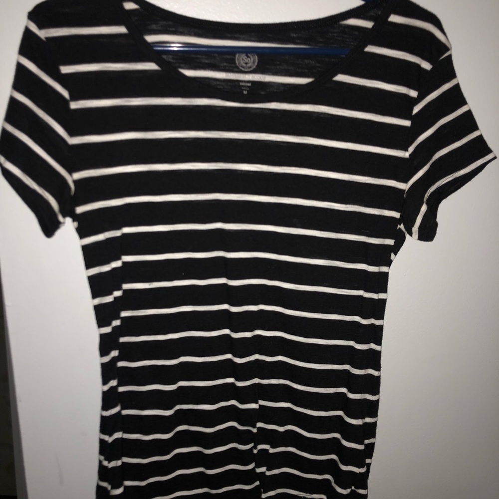 Black and white striped T-shirt